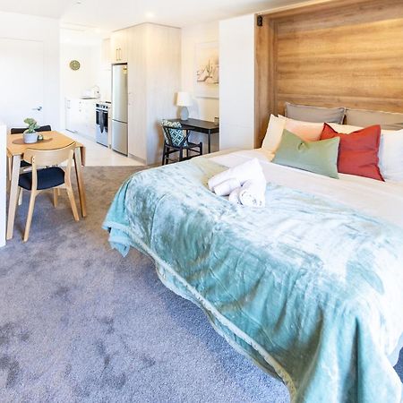City Living: Upper Studio Haven On Wilmer Christchurch Buitenkant foto